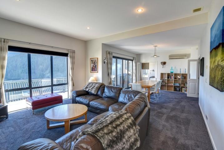 The Queenstown Bothy Luaran gambar